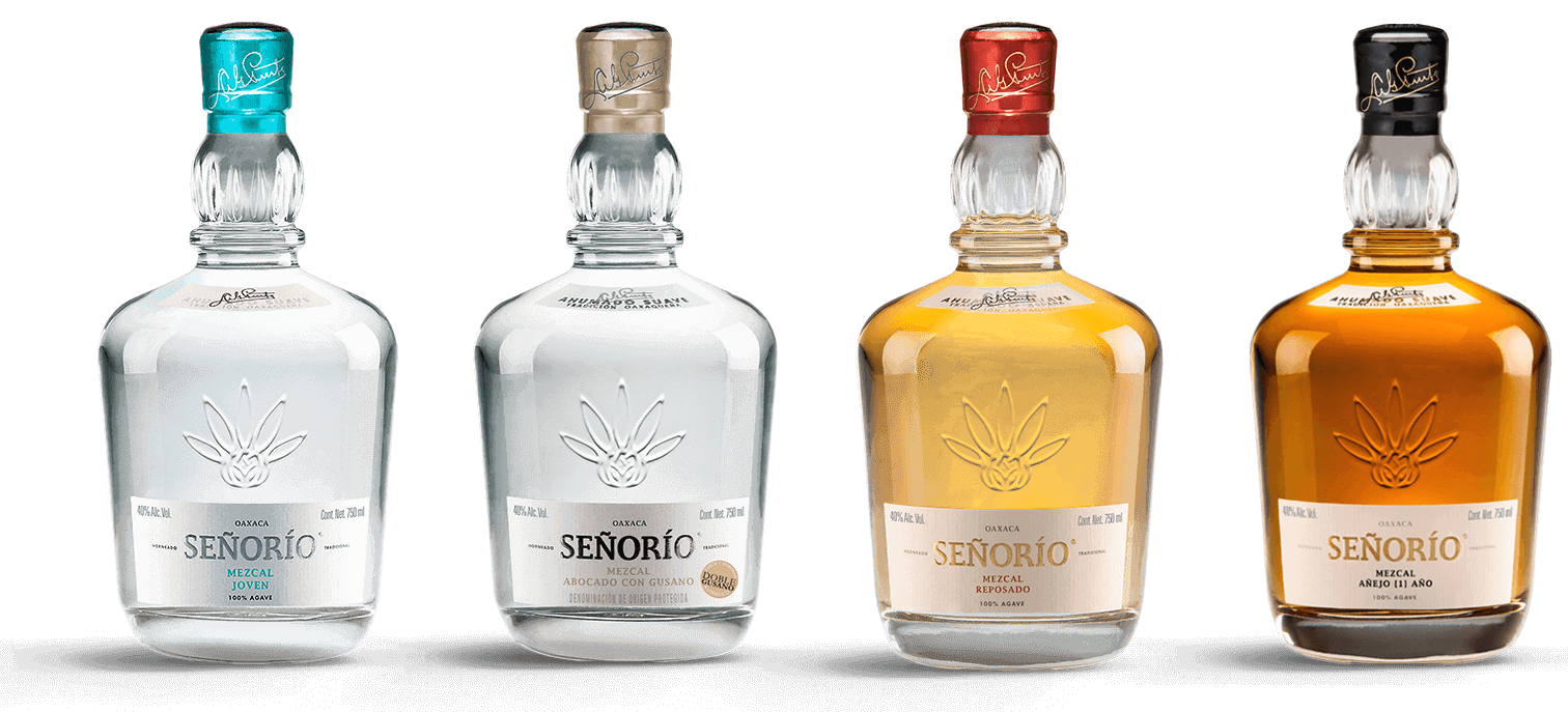 Botella de Señorío Mezcal Joven